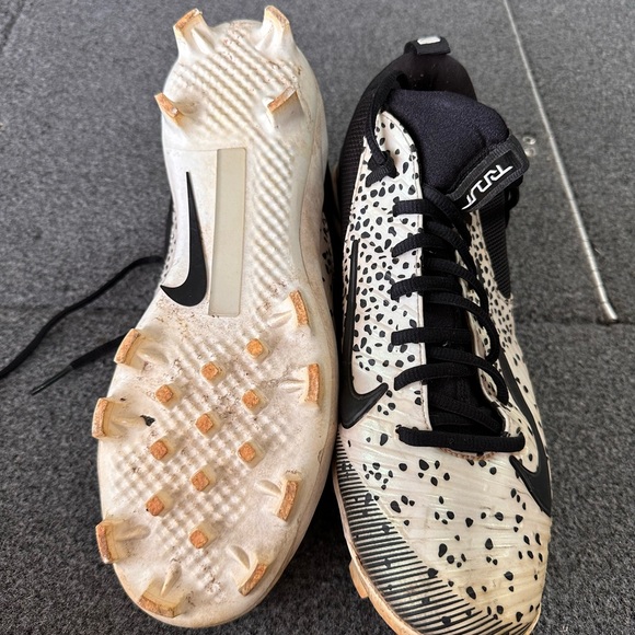 Mike Trout Nike Cleats. Mens size 9 - Picture 2 of 6